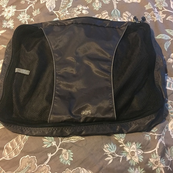 ebags Handbags - ebags packing cube -NEW without tags